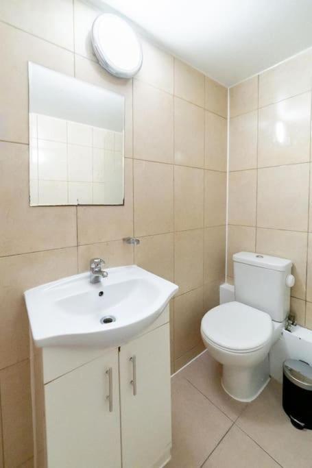 2 Bedroom Apartment London Kültér fotó